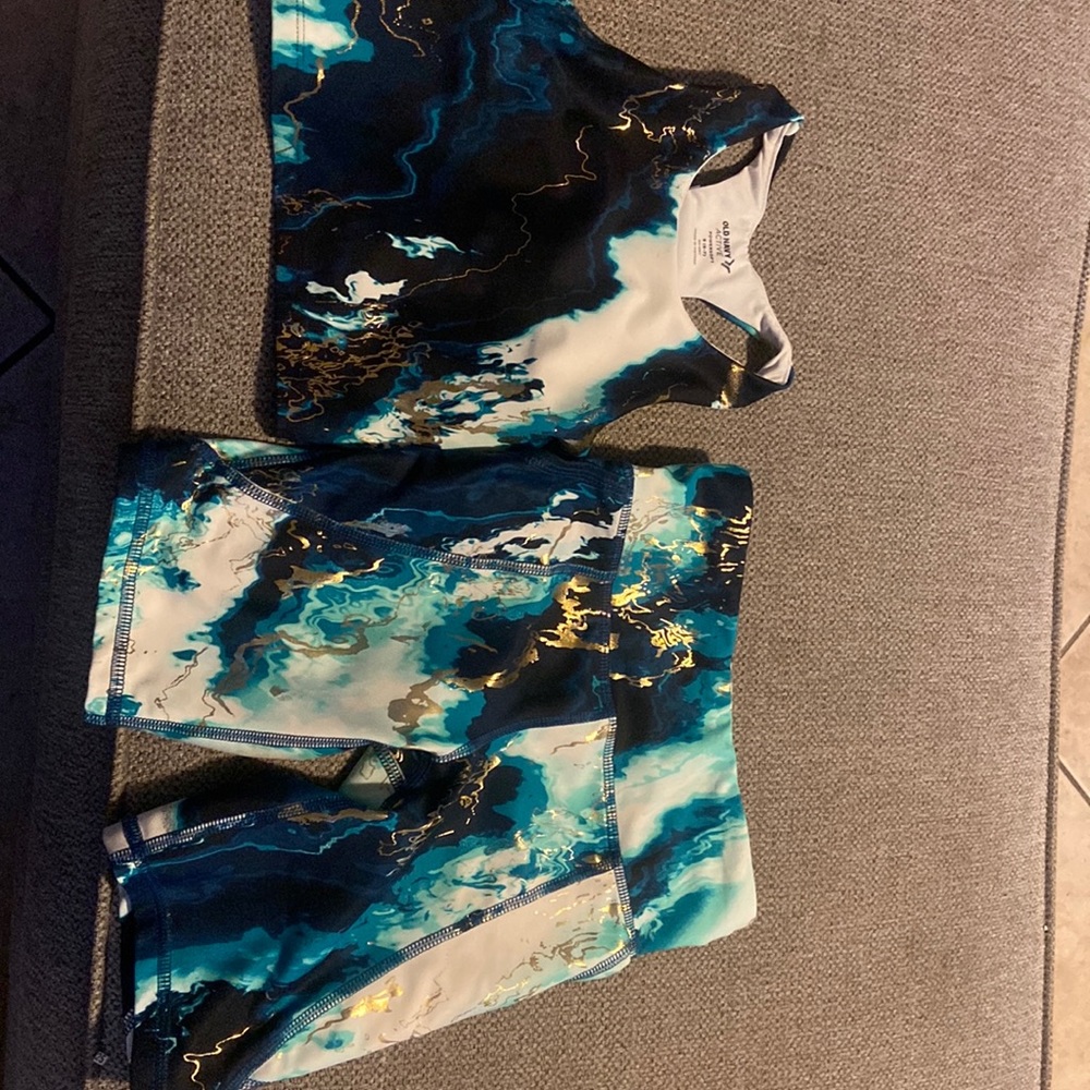 Old Navy Active Powersoft 2 piece set